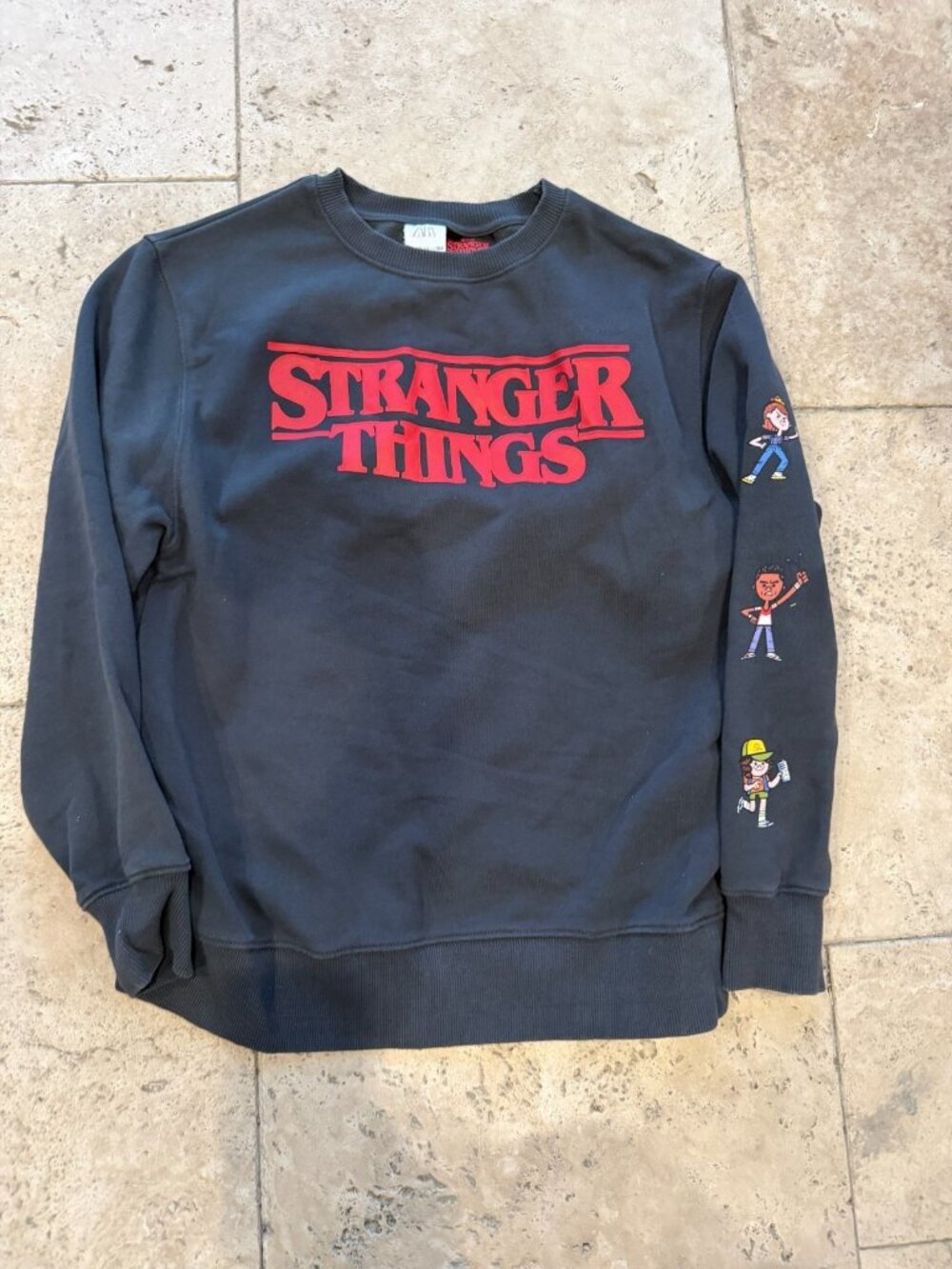 ZARA Kids Stranger Things crewneck sweatshirt red letters graphics size 13-14